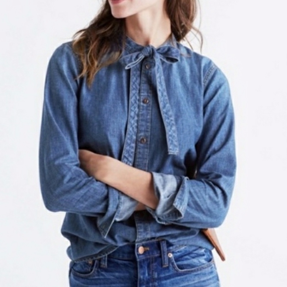 Madewell small boho chambray bow top